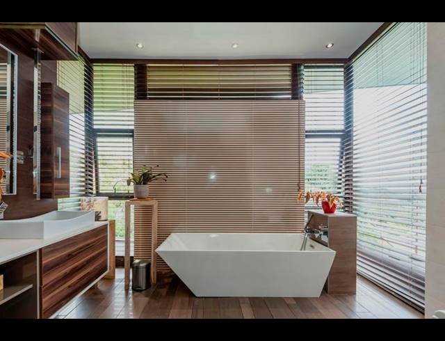 4 BEDROOM HOUSE FOR SALE IN BEDFORDVIEW